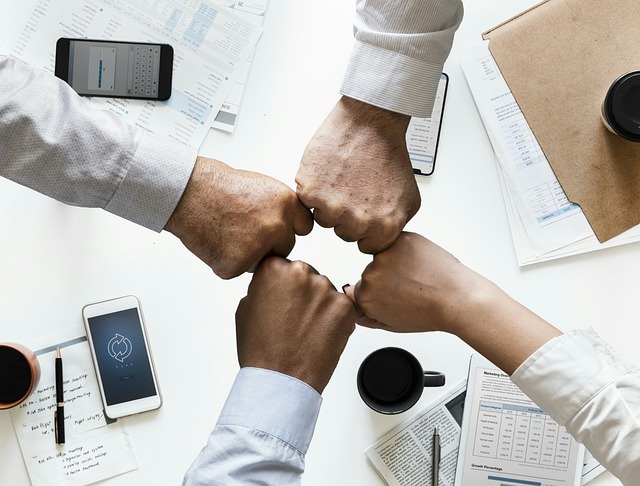 Samarbejde og Synergi: Hvordan Alliancering Kan Forbedre Din Virksomhed
